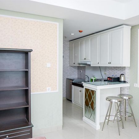 Spacious 1Br Dago Suites Apartment By Travelio Bandung Esterno foto